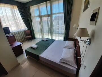 Двухместный номер с 1 кроватью и балконом в Гостевом доме Манополис